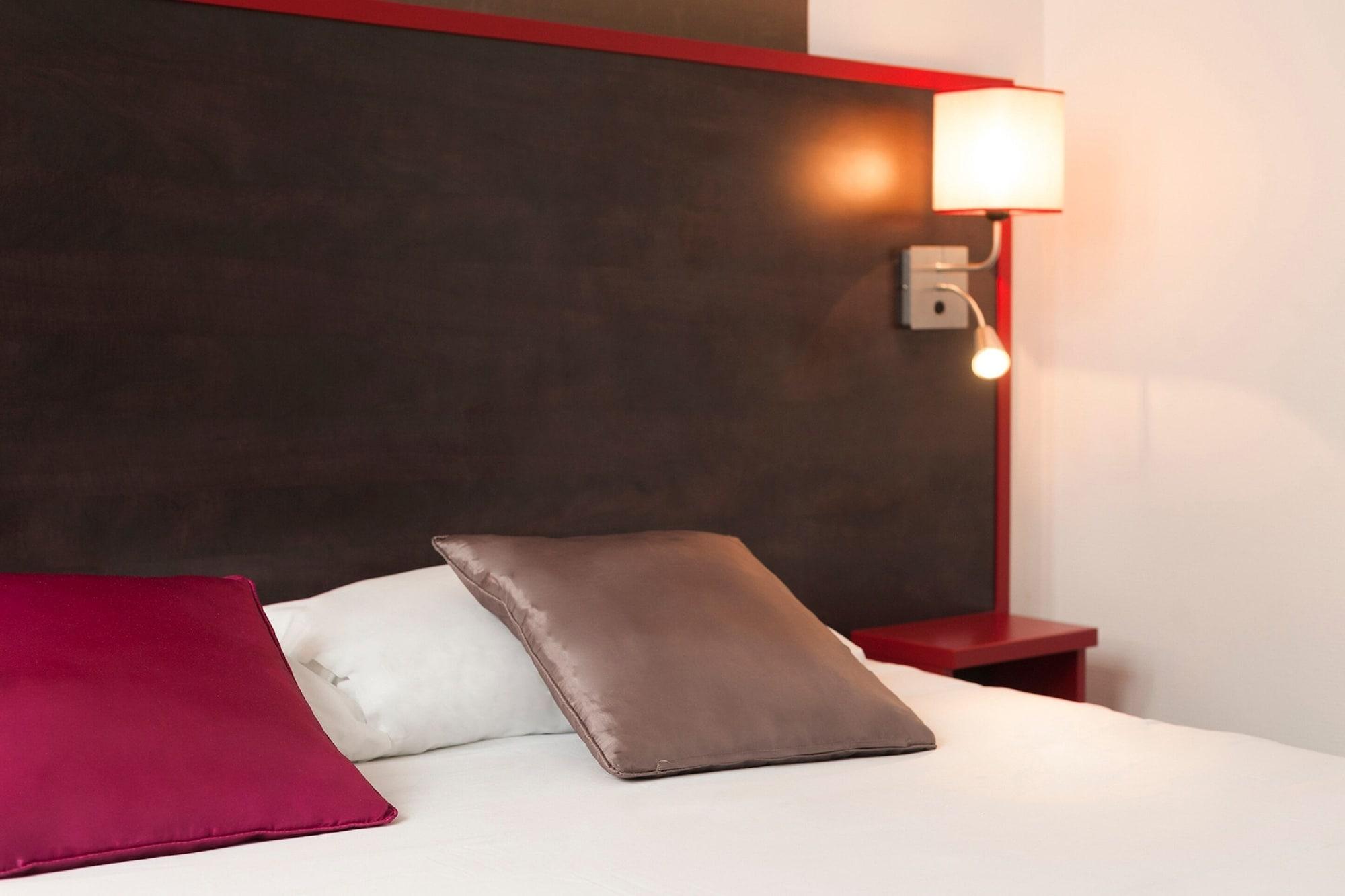The Originals City, Hotel Le Cheval Rouge, Tours Ouest Villandry Eksteriør bilde